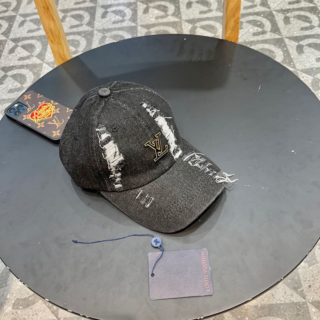 Louis Vuitton Caps